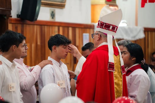 Confirmation Ceremony Guide & Catholic Traditions 2025